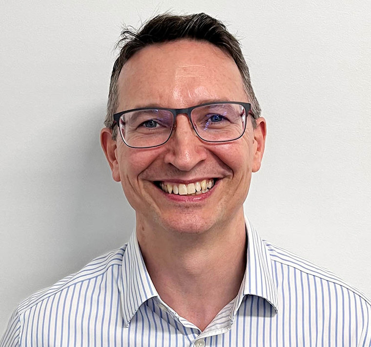 Portrait of Dr Roland Owen