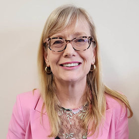 Portrait of Dr Michelle Dahl